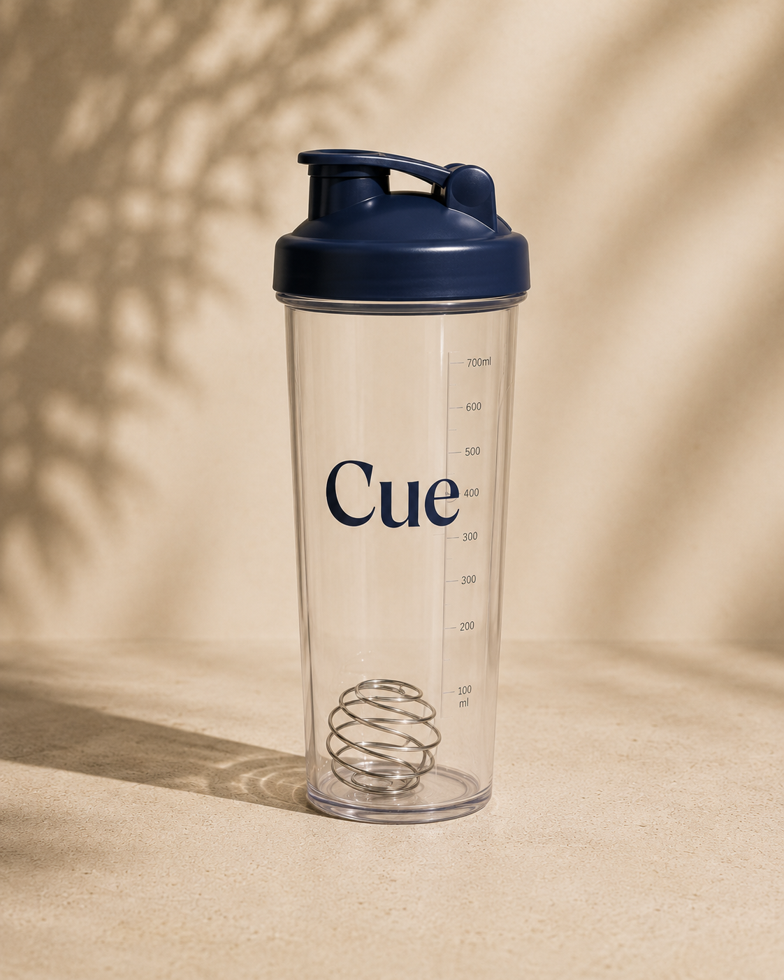 Cue shaker bottle